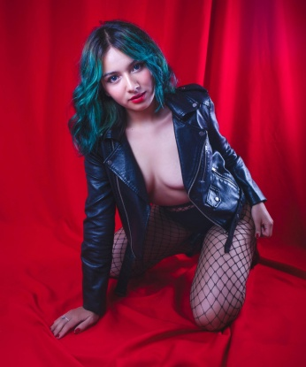 Любка, 18 лет